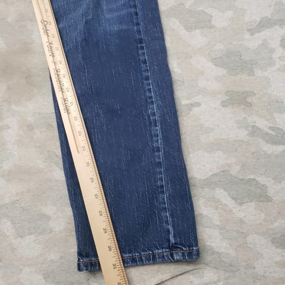 Levi's 505 Jeans Mens 33x34 Blue Straight Leg Denim Medium Wash Workwear